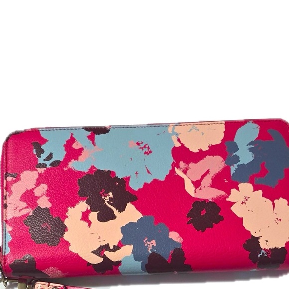 Halogen Floral Women's Wristlet Wallet - Picture 2 of 9
